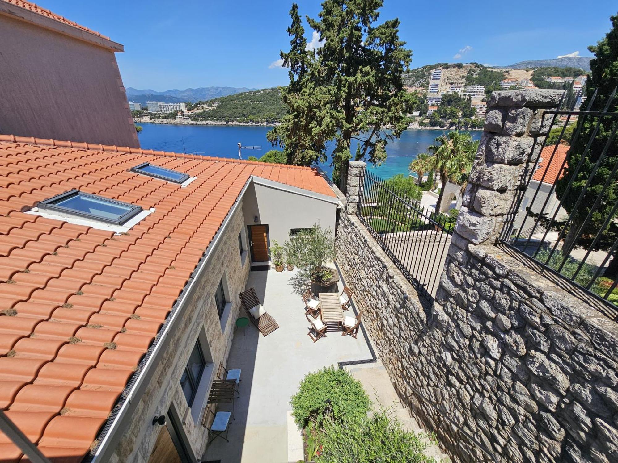 Piccola Red - 50m From The Apartment Dubrovnik