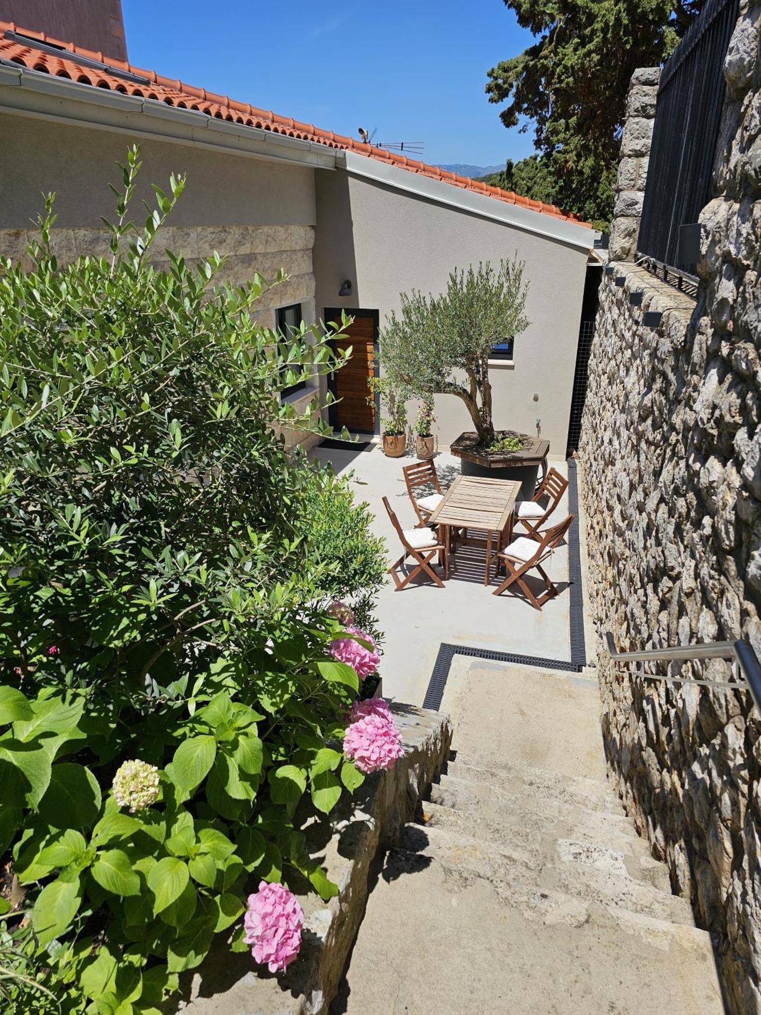 Apartment Piccola Red - 50m From The *